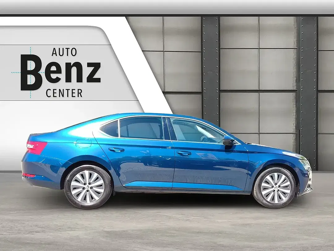 Skoda Superb - Thumbnail 6
