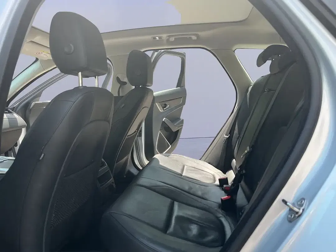 Jaguar XF - Thumbnail 13