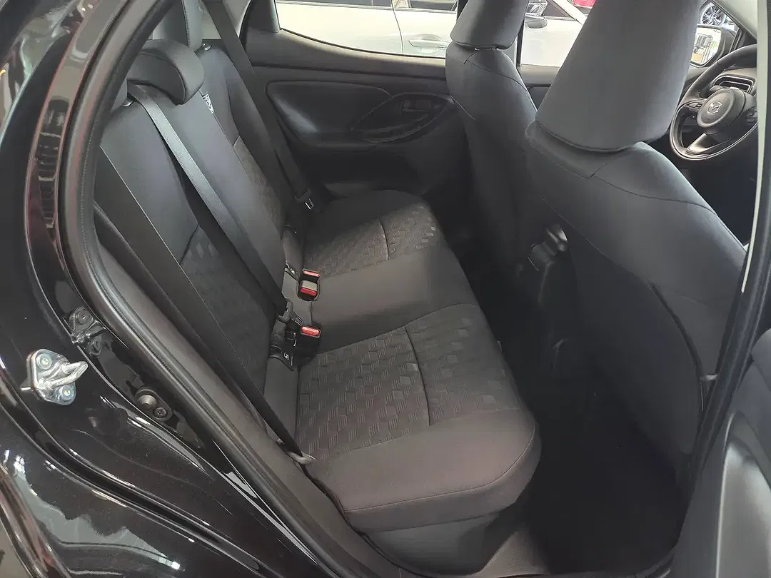 Mazda 2 - Thumbnail 6