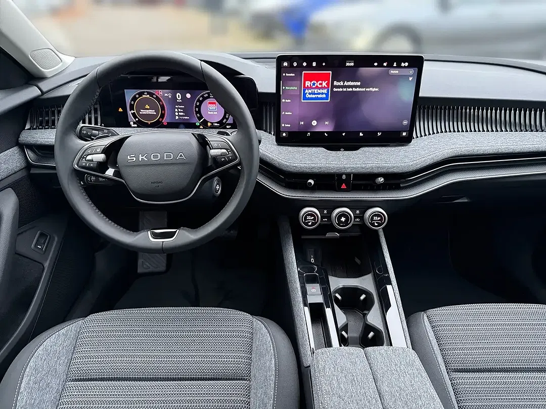 Skoda Superb - Thumbnail 8