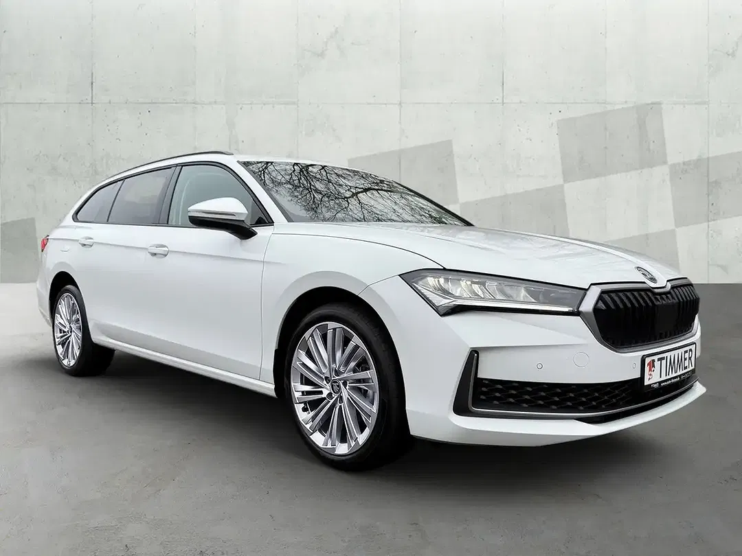 Skoda Superb - Thumbnail 1