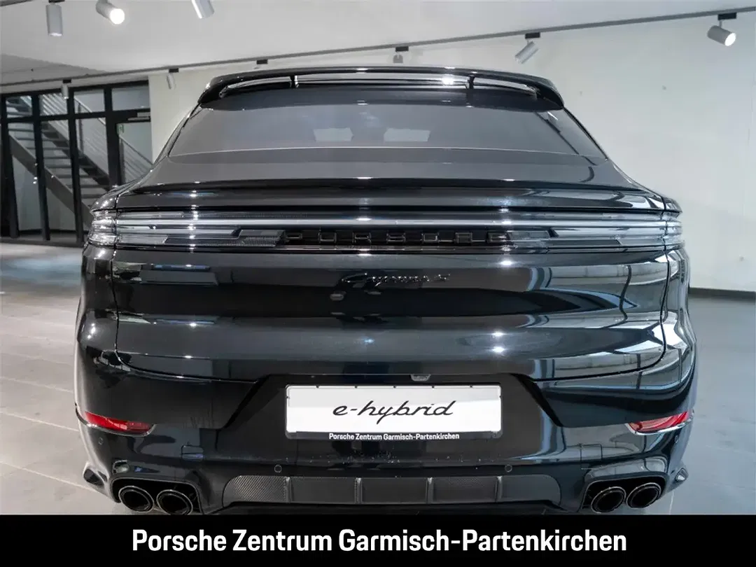 Porsche Cayenne - Thumbnail 5