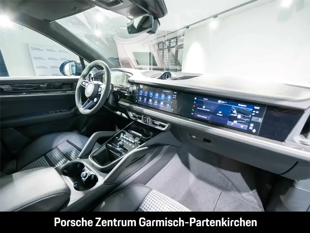 Porsche Cayenne - Thumbnail 9