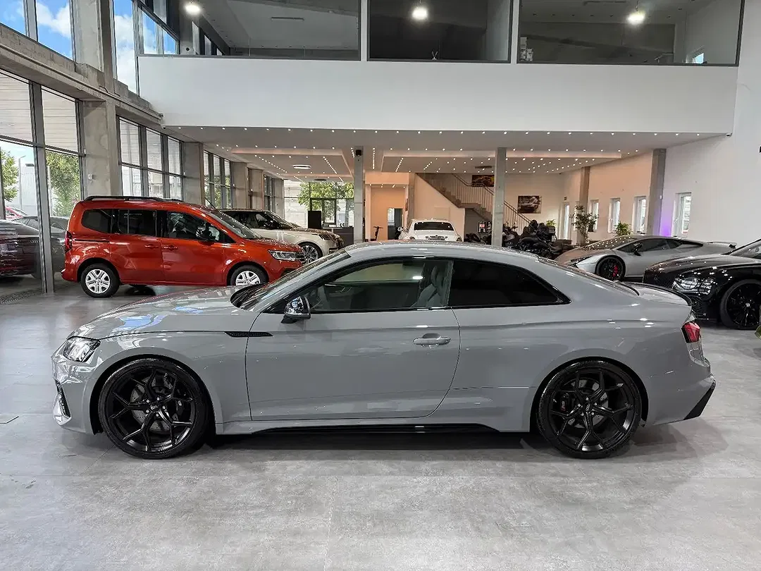 Audi RS5 - Thumbnail 11