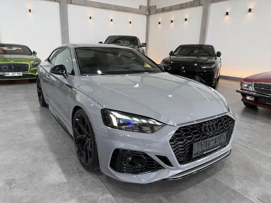 Audi RS5 - Thumbnail 3