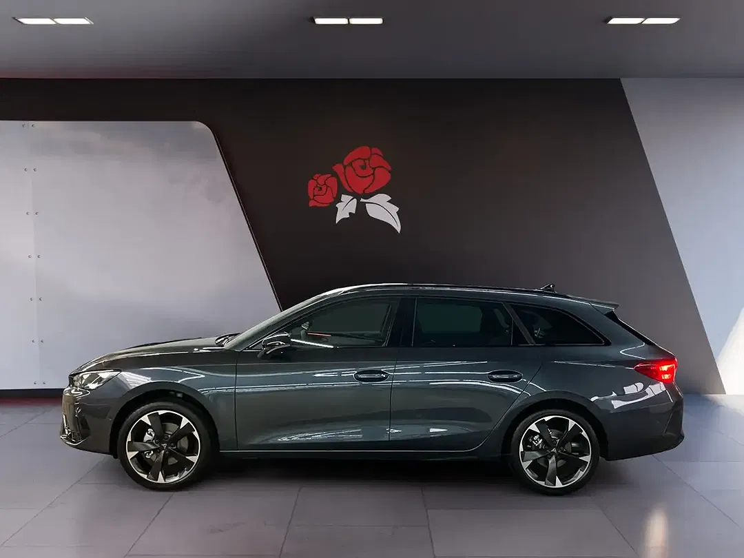 CUPRA Leon - Thumbnail 2