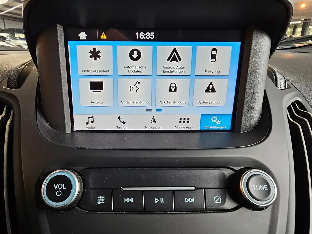Ford Transit Courier - Thumbnail 11