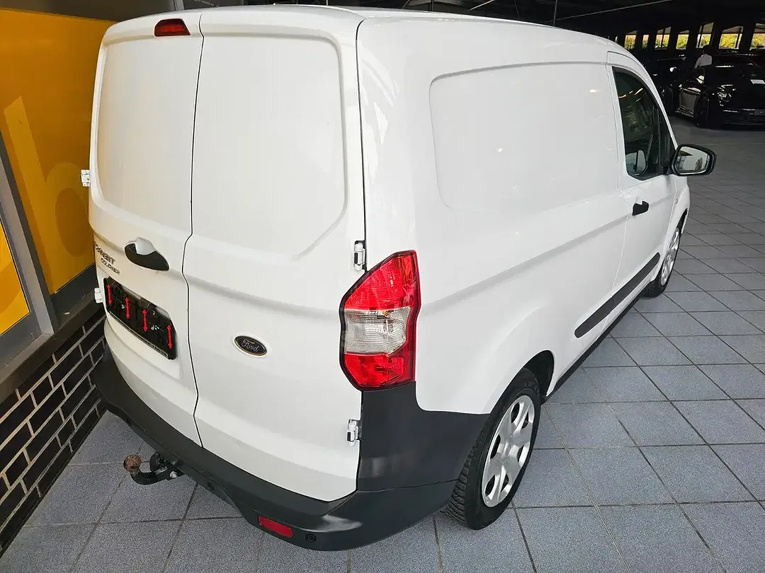 Ford Transit Courier - Thumbnail 12