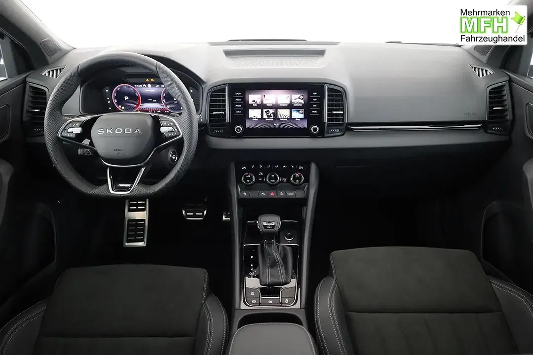 Skoda Karoq - Thumbnail 4