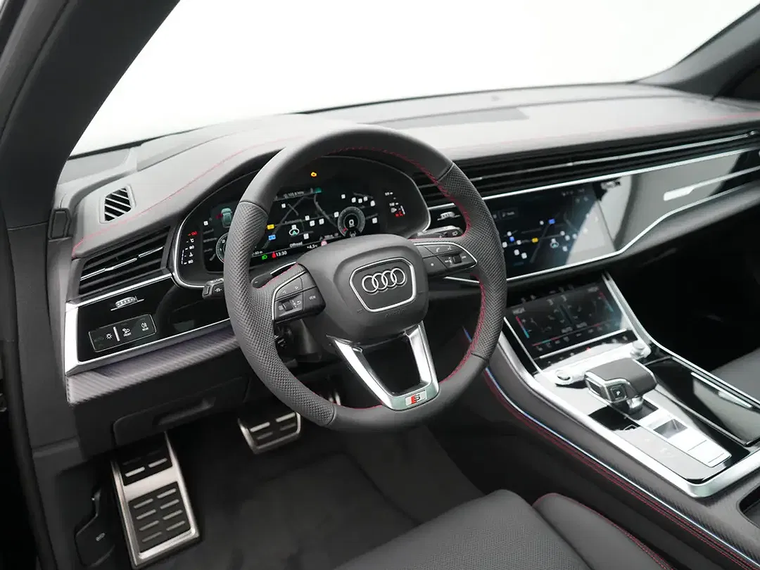Audi Q8 - Thumbnail 10