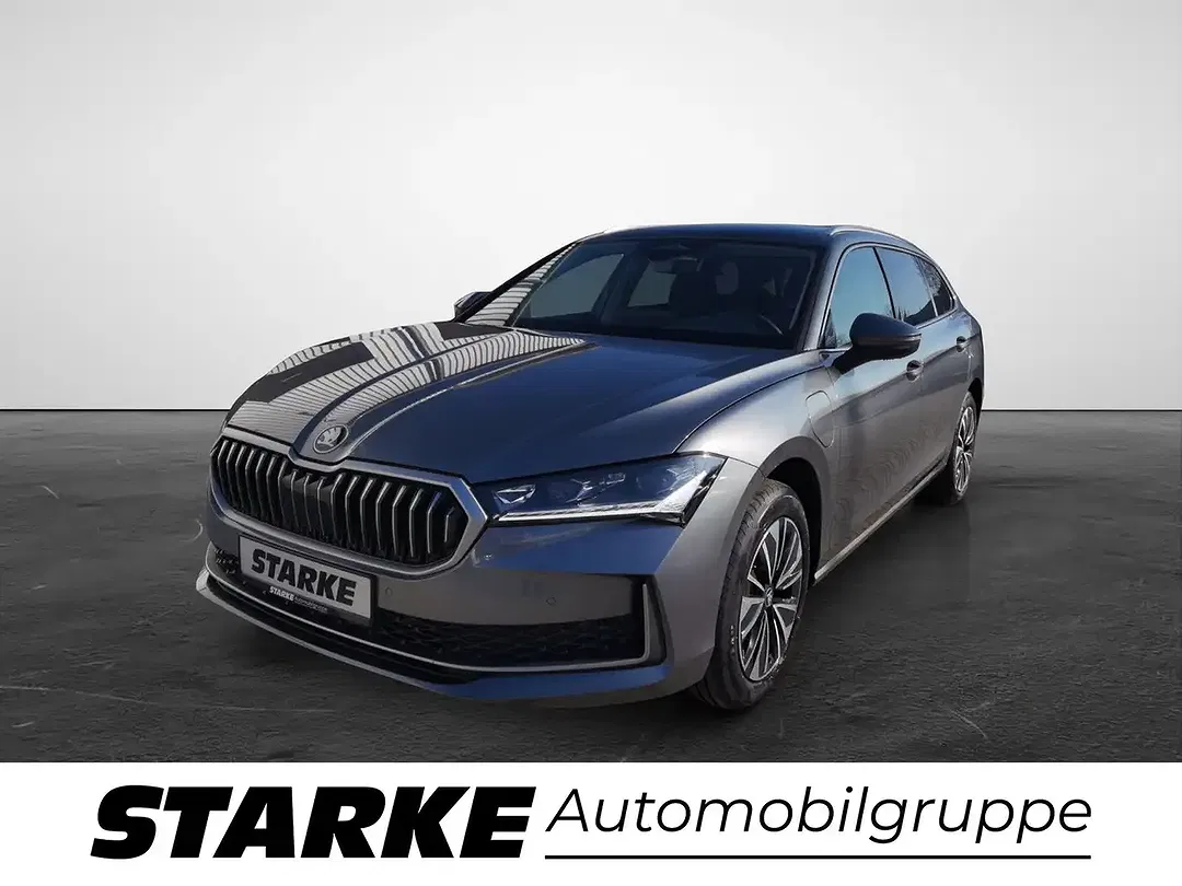 Skoda Superb - Thumbnail 1