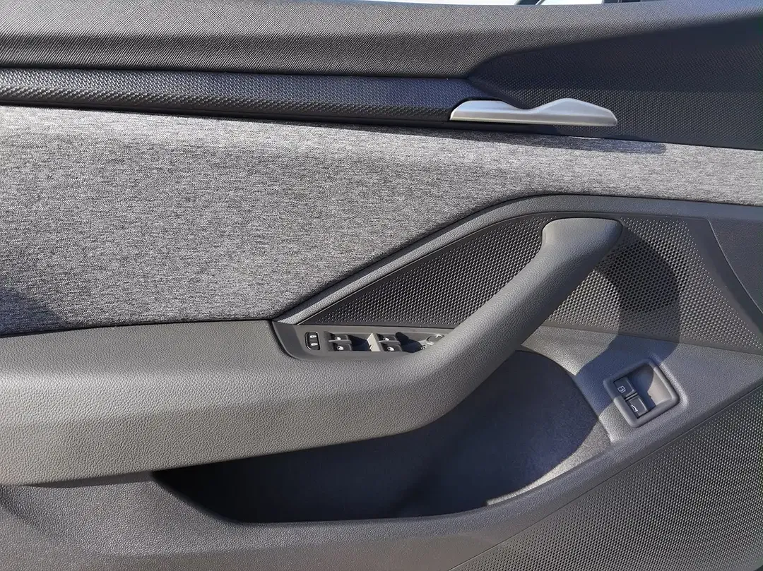 Skoda Superb - Thumbnail 6