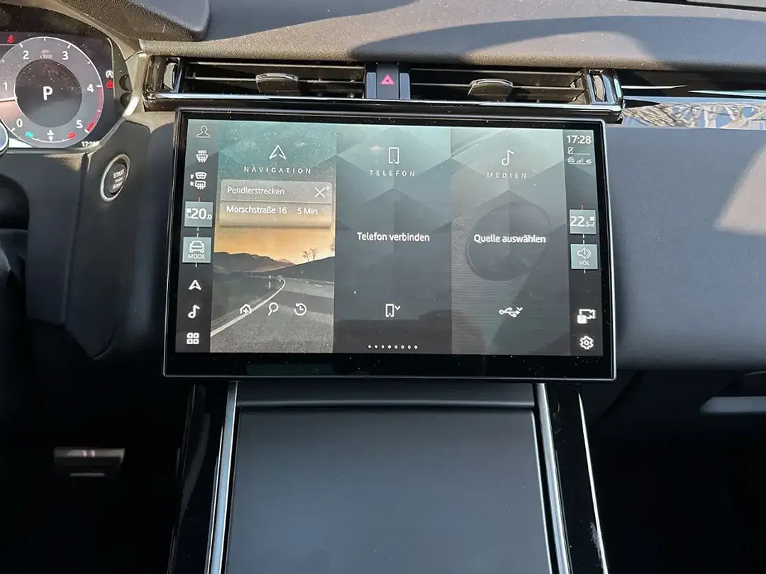 Land Rover Range Rover Velar - Thumbnail 12