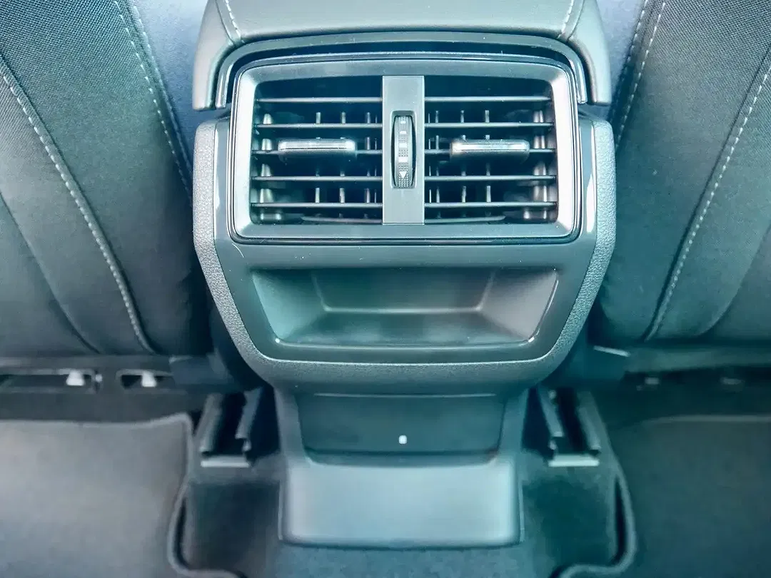 Skoda Karoq - Thumbnail 17