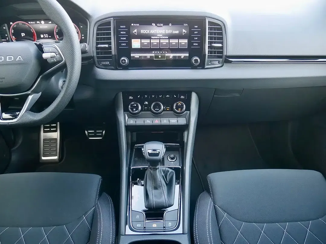 Skoda Karoq - Thumbnail 23