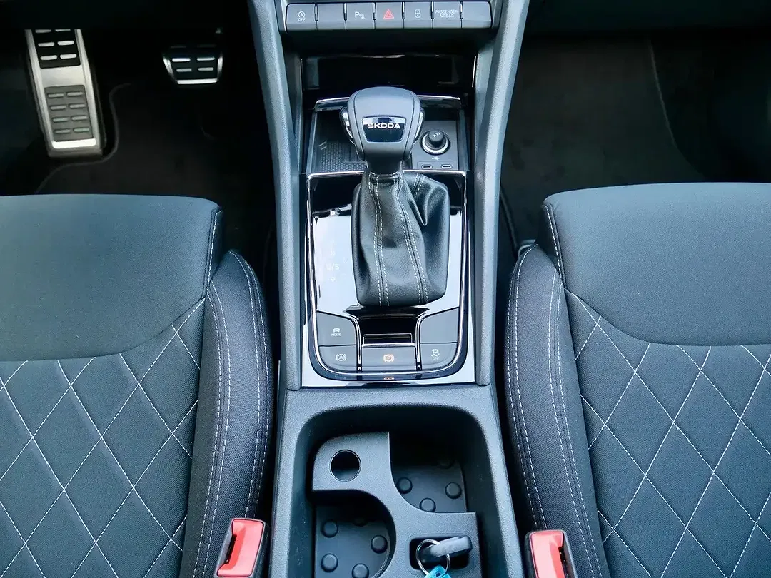 Skoda Karoq - Thumbnail 24