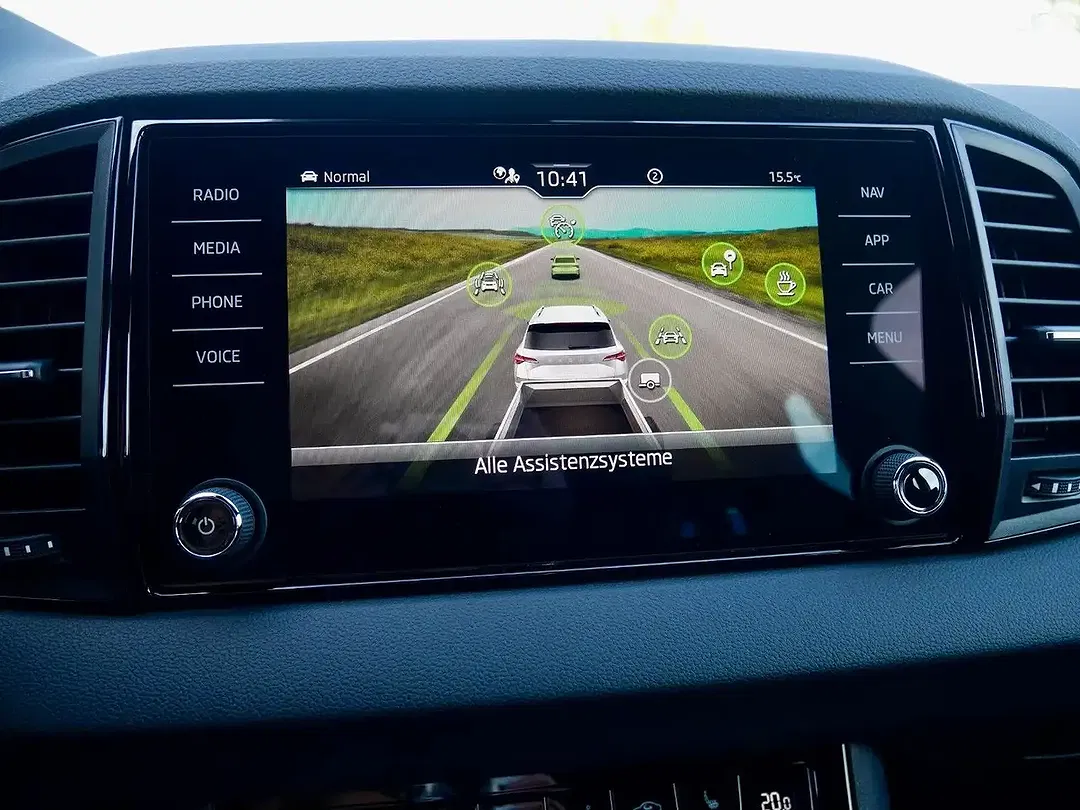 Skoda Karoq - Thumbnail 31