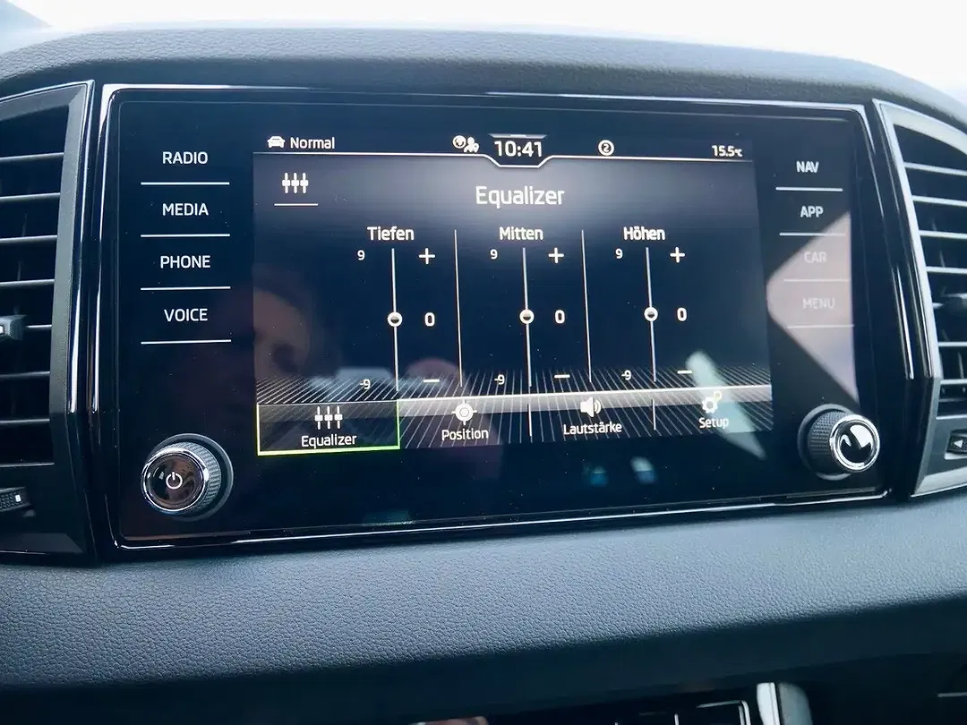 Skoda Karoq - Thumbnail 33