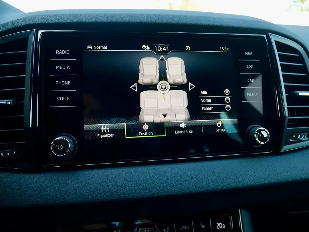 Skoda Karoq - Thumbnail 34