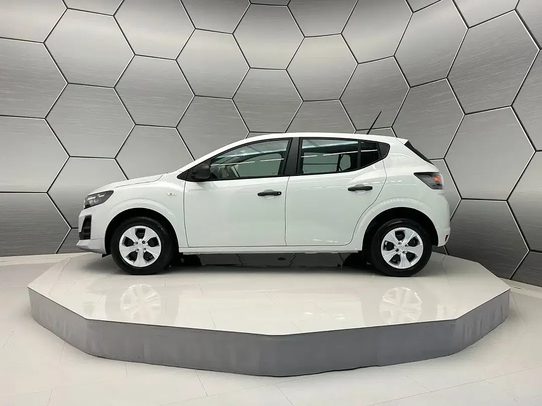 Dacia Sandero - Thumbnail 2