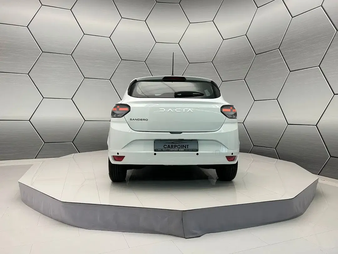 Dacia Sandero - Thumbnail 4
