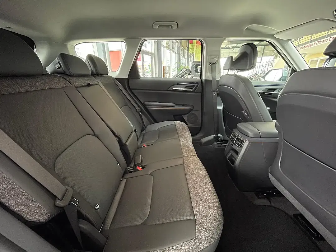 Kia Sorento - Thumbnail 14