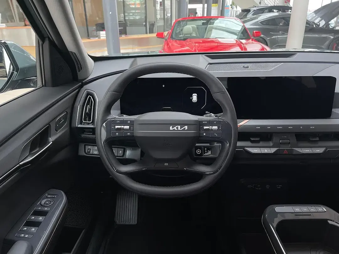 Kia Sorento - Thumbnail 9