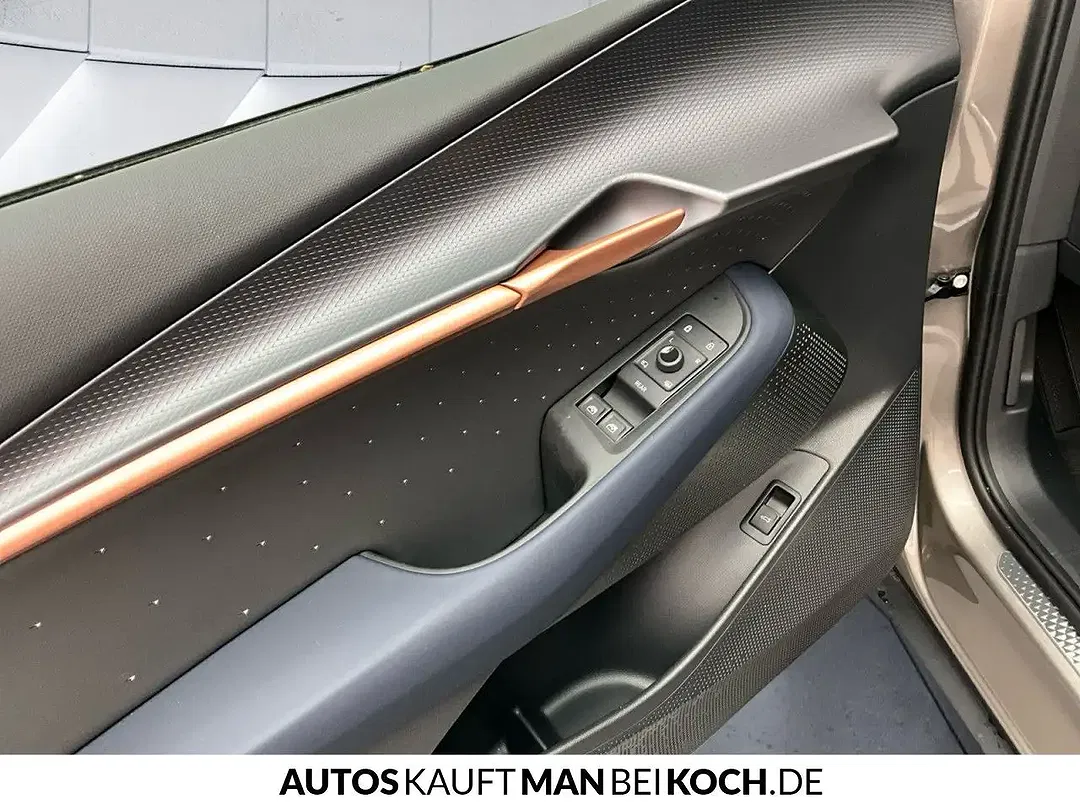 CUPRA Tavascan - Thumbnail 13