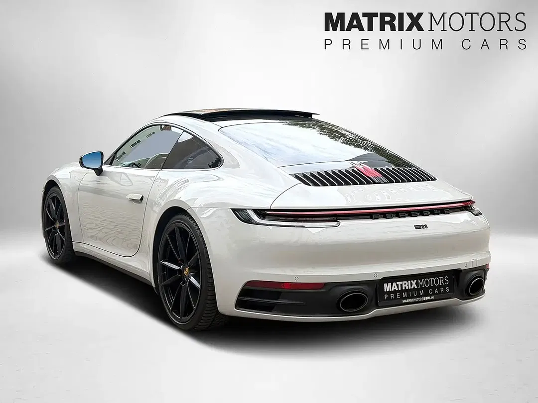 Porsche 992 - Thumbnail 10