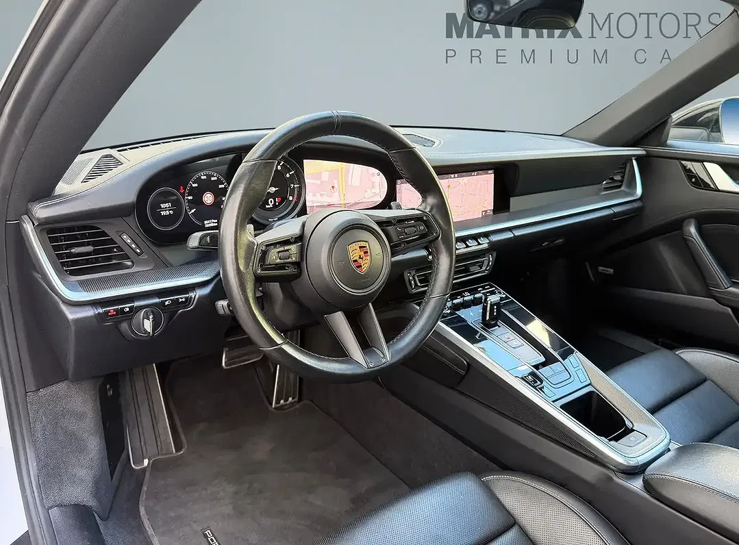 Porsche 992 - Thumbnail 11