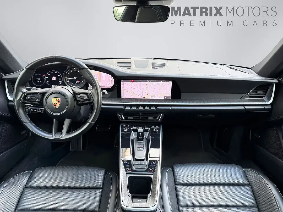 Porsche 992 - Thumbnail 3