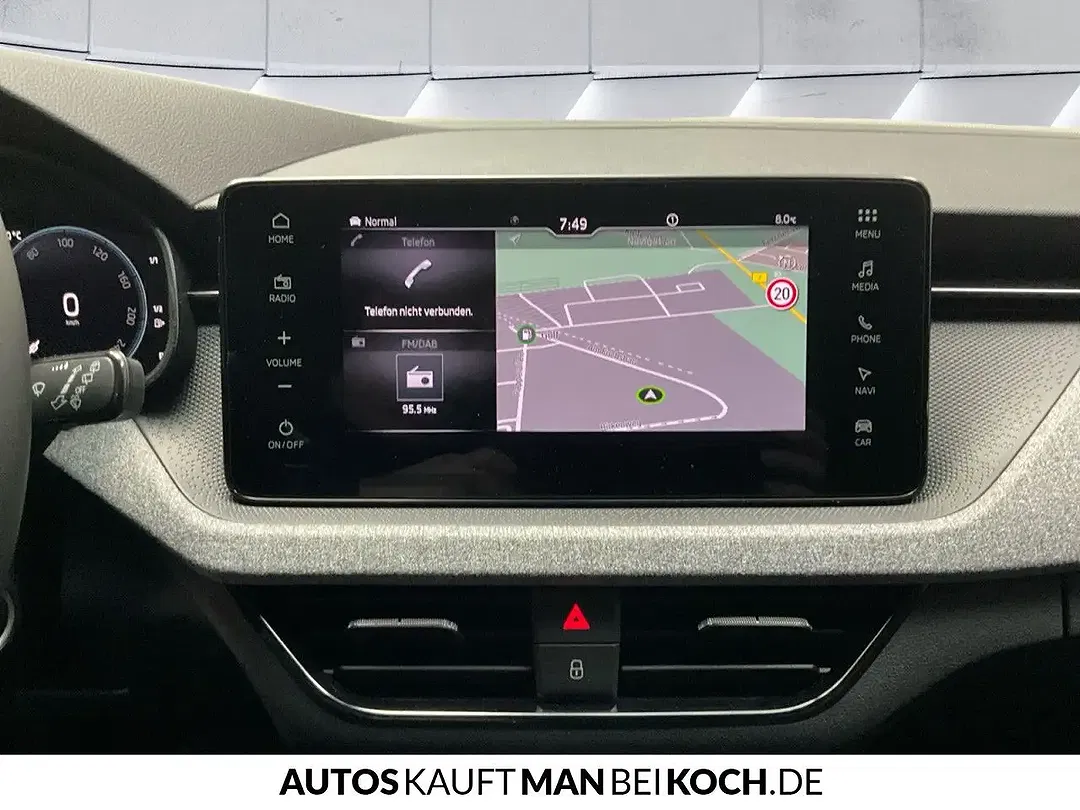 Skoda Kamiq - Thumbnail 11