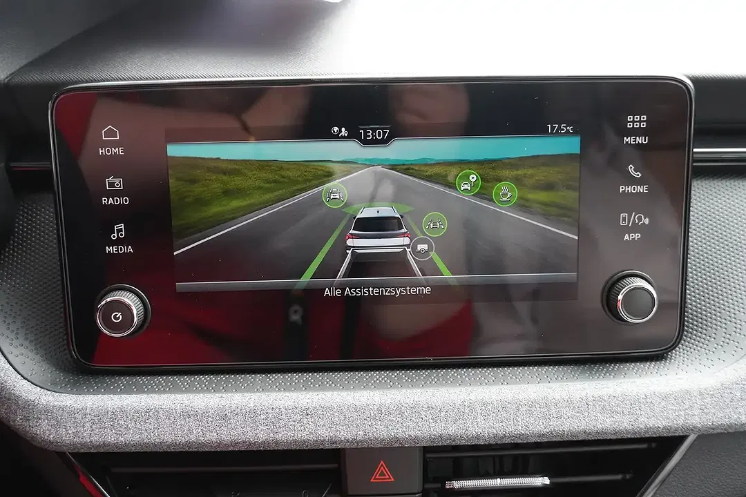 Skoda Kamiq - Thumbnail 13