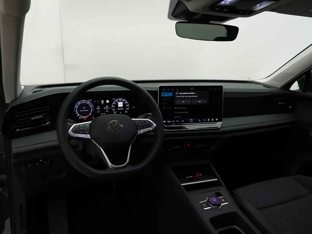 Volkswagen Tiguan - Thumbnail 9
