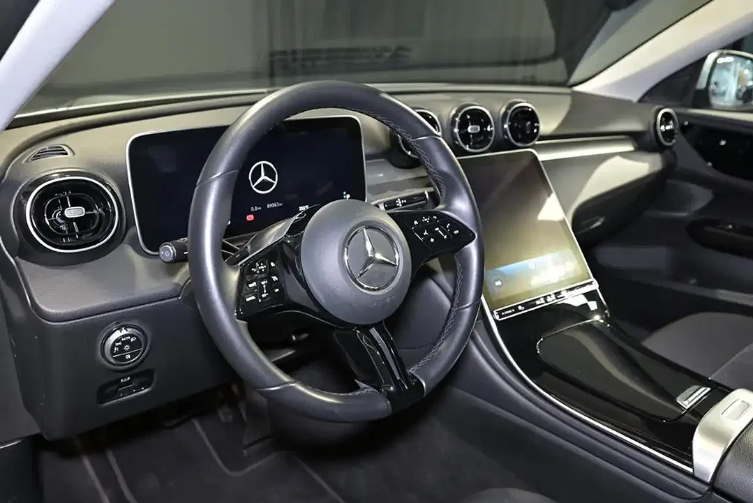 Mercedes-Benz C 200 - Thumbnail 18