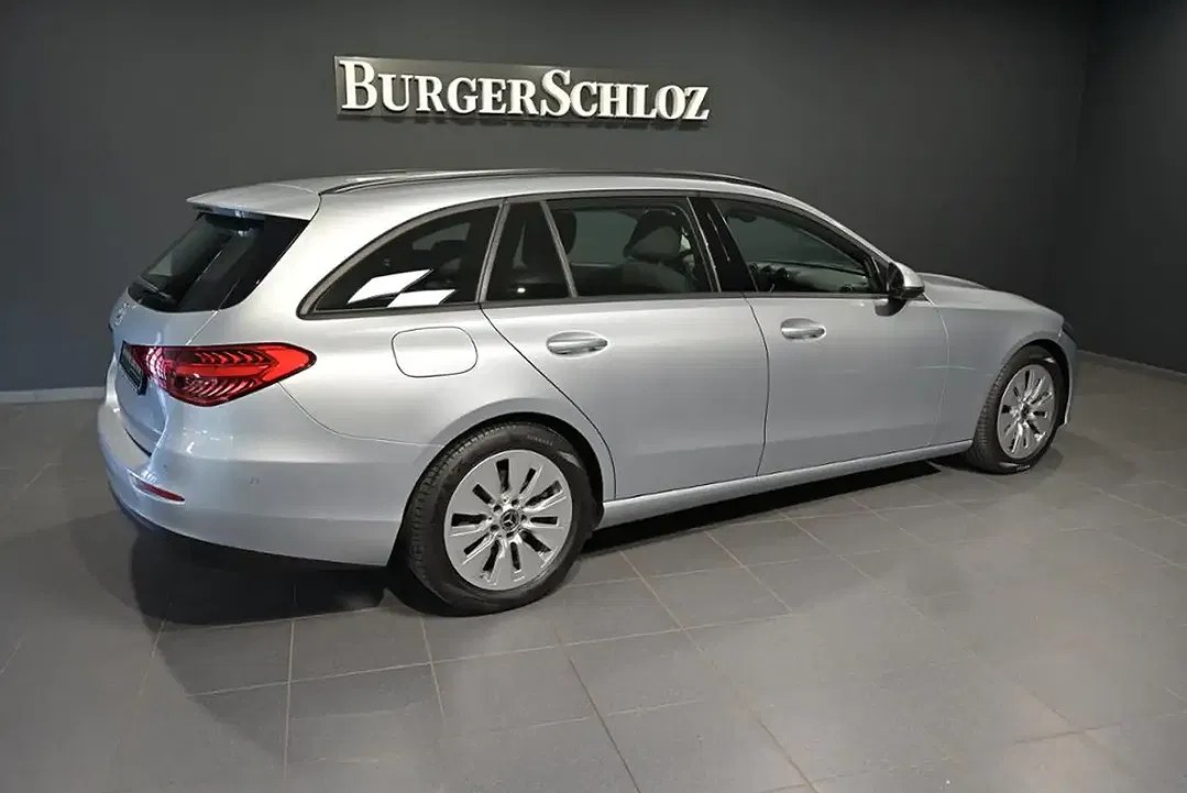 Mercedes-Benz C 200 - Thumbnail 2