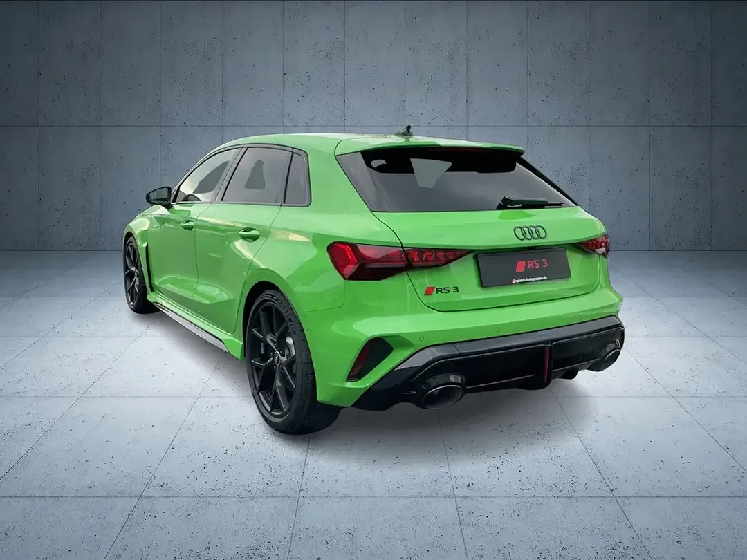 Audi RS3 - Thumbnail 4