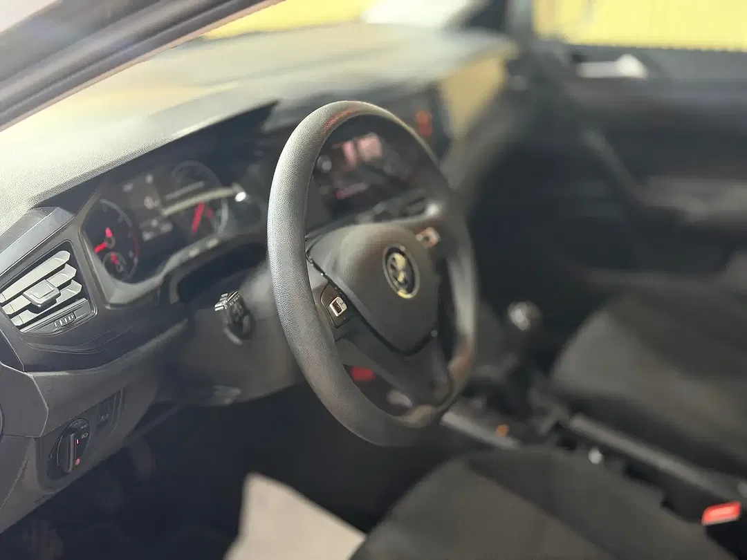 Volkswagen Polo - Thumbnail 10