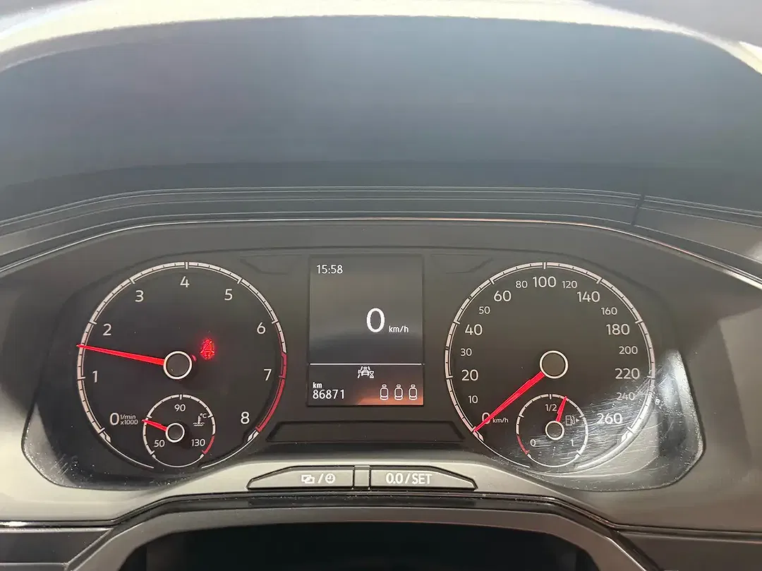 Volkswagen Polo - Thumbnail 14