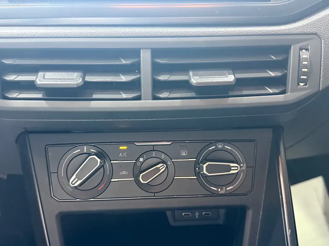 Volkswagen Polo - Thumbnail 15