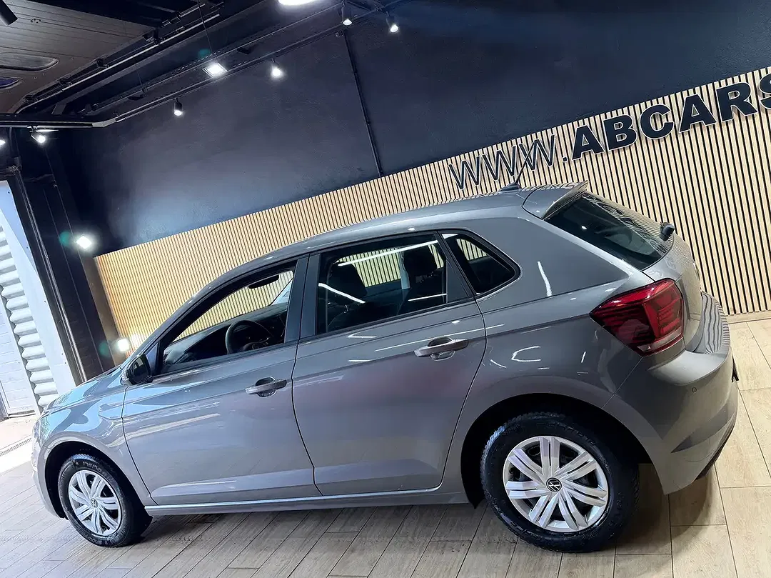 Volkswagen Polo - Thumbnail 6