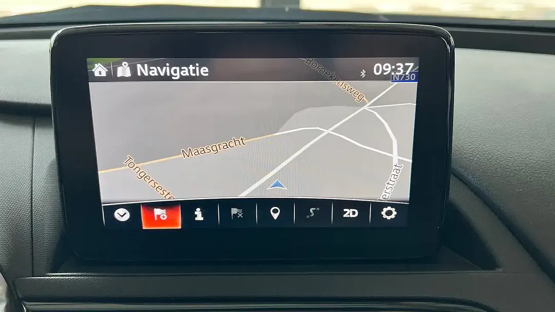 Mazda MX-5 - Thumbnail 13