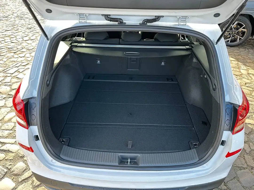 Hyundai i30 - Thumbnail 10