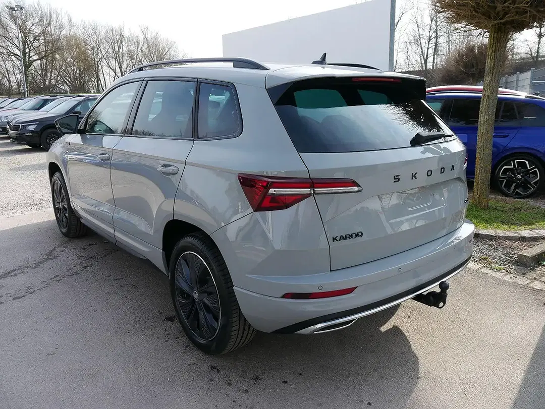 Skoda Karoq - Thumbnail 5