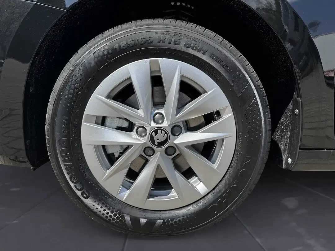 Skoda Fabia - Thumbnail 9