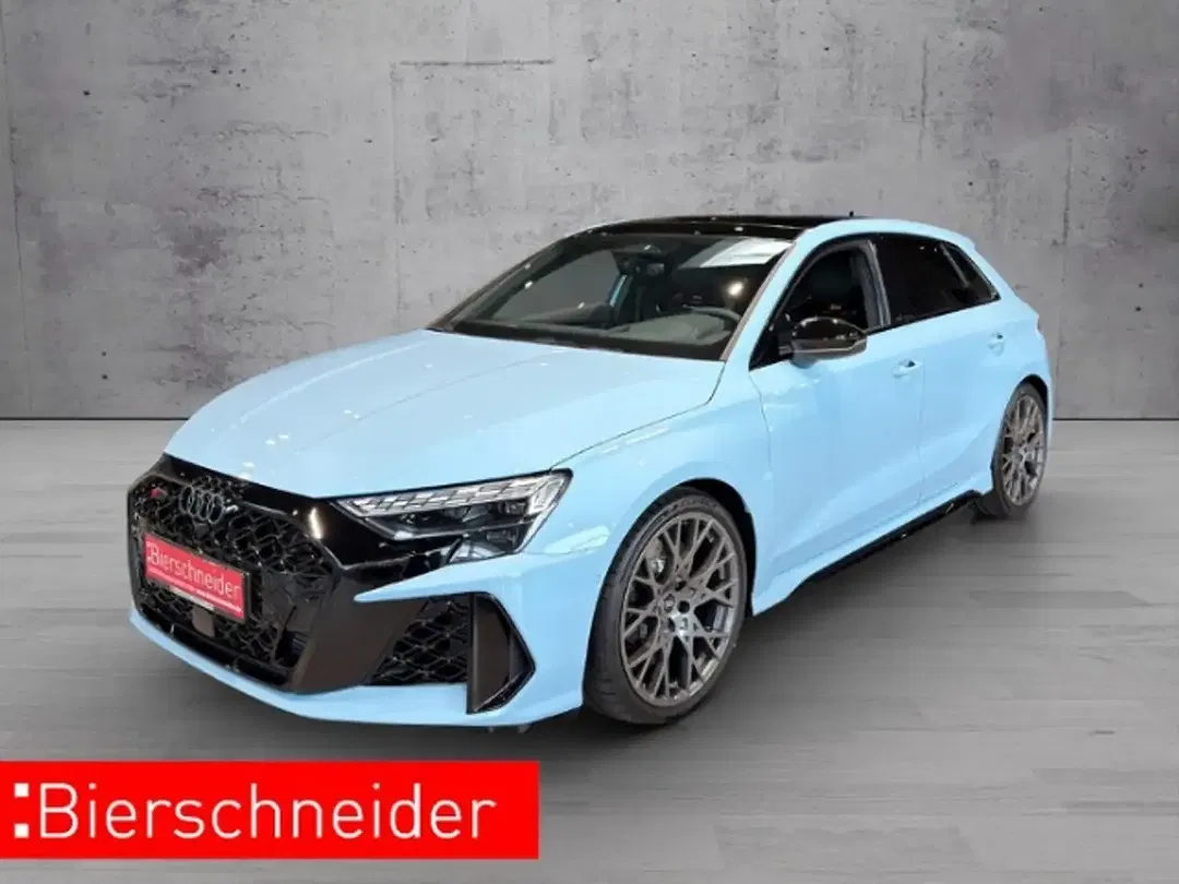 Audi RS3 - Thumbnail 1