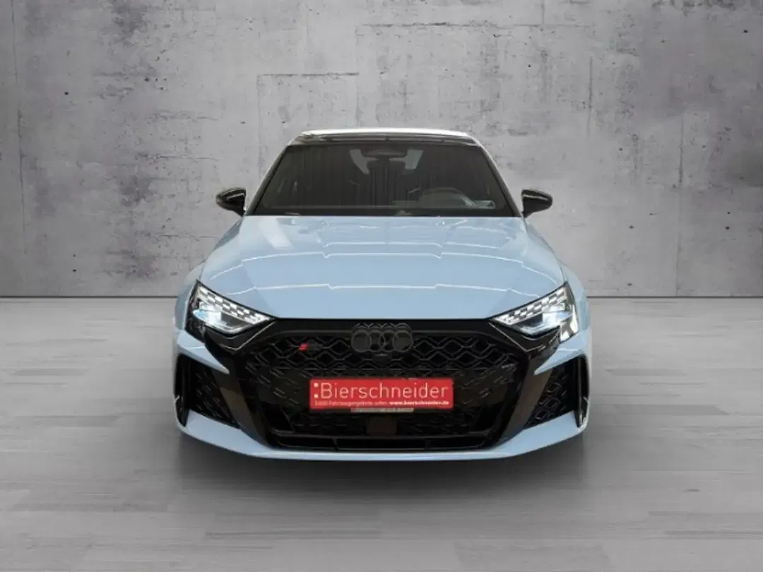 Audi RS3 - Thumbnail 2