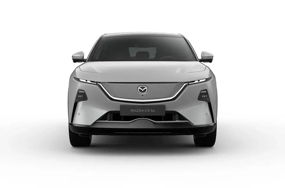 Mazda CX-6e - Thumbnail 2