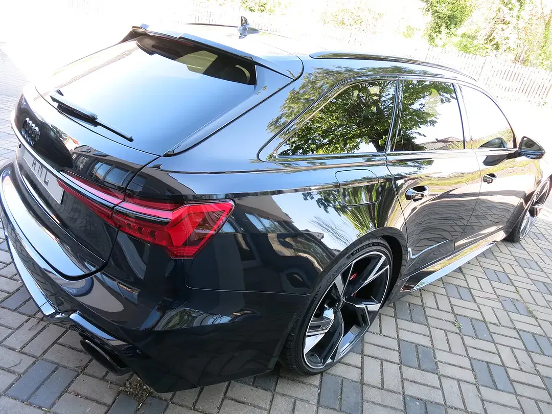 Audi RS6 - Thumbnail 5