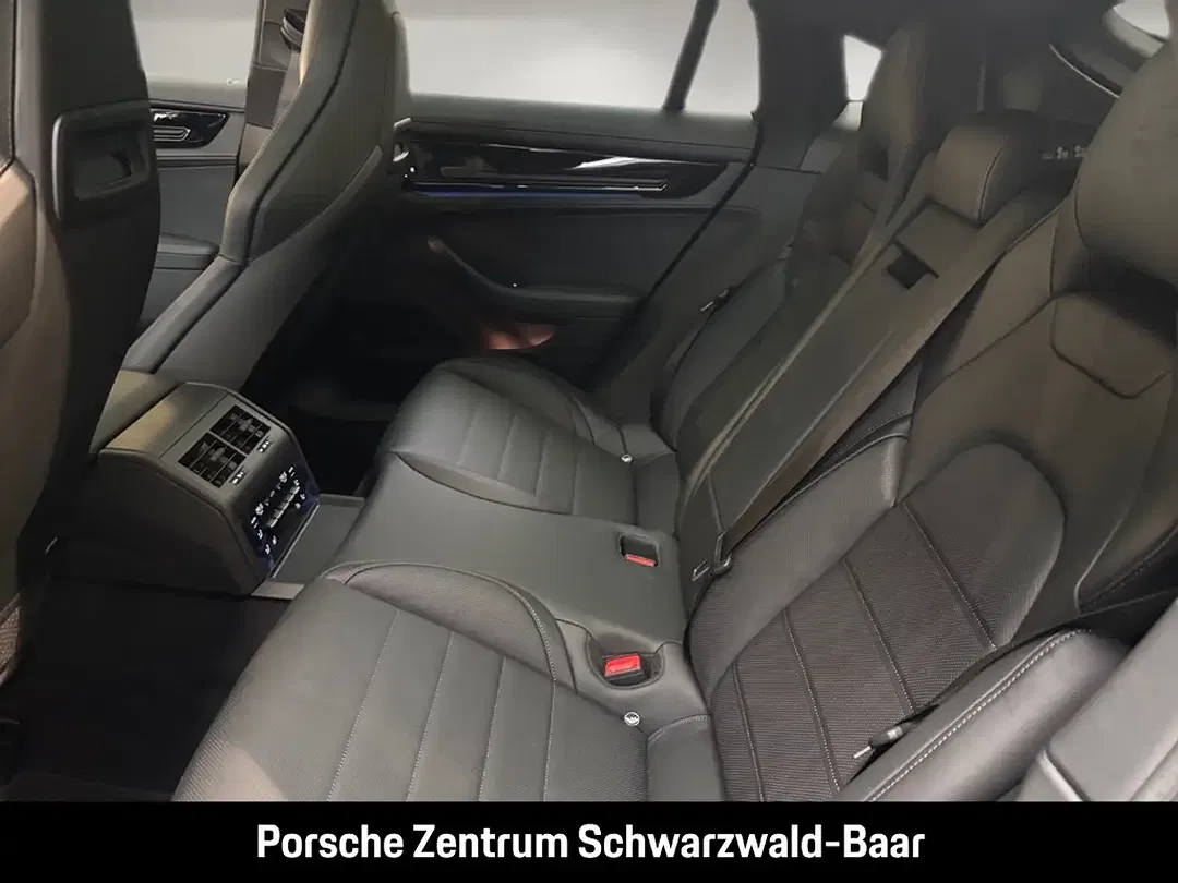 Porsche Panamera - Thumbnail 15